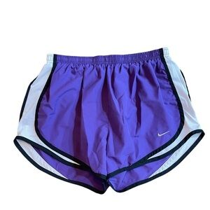 Nike Dri Fit Women’s Shorts Size Medium